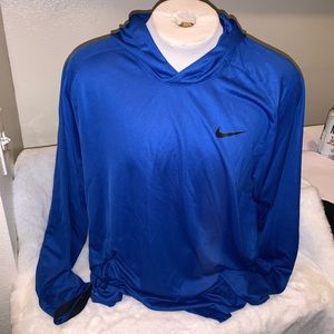 Like new Nike Elite Superset Dri-fit hooded shirt
